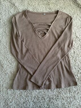 Discovery Maroon Ribbed Long-Sleeve V-Neck Top with Ladder Detail
